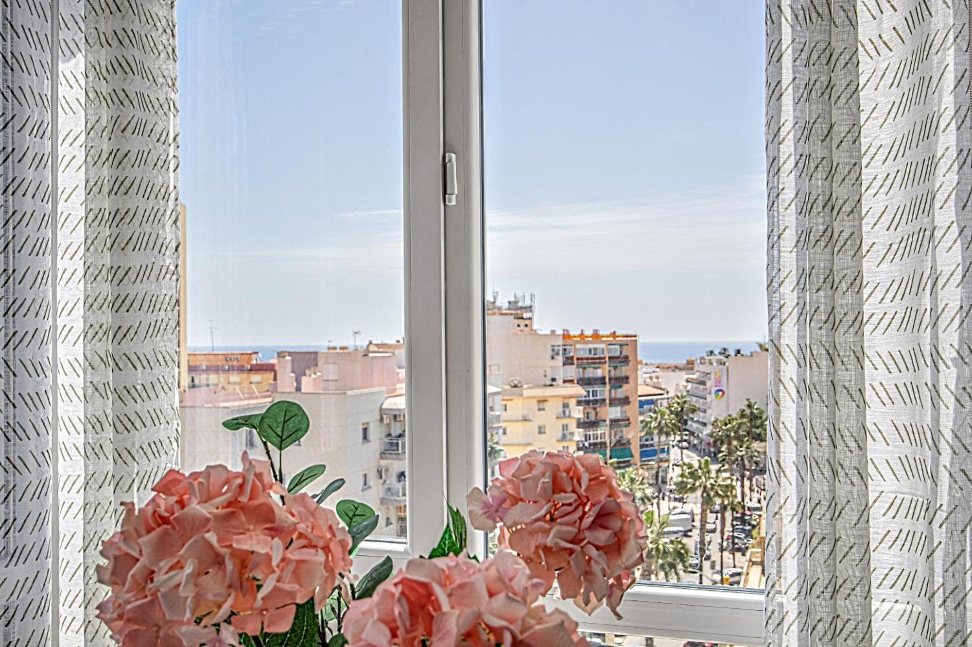 Elegant Studio With Pool And Seaview Torremolinos Zewnętrze zdjęcie